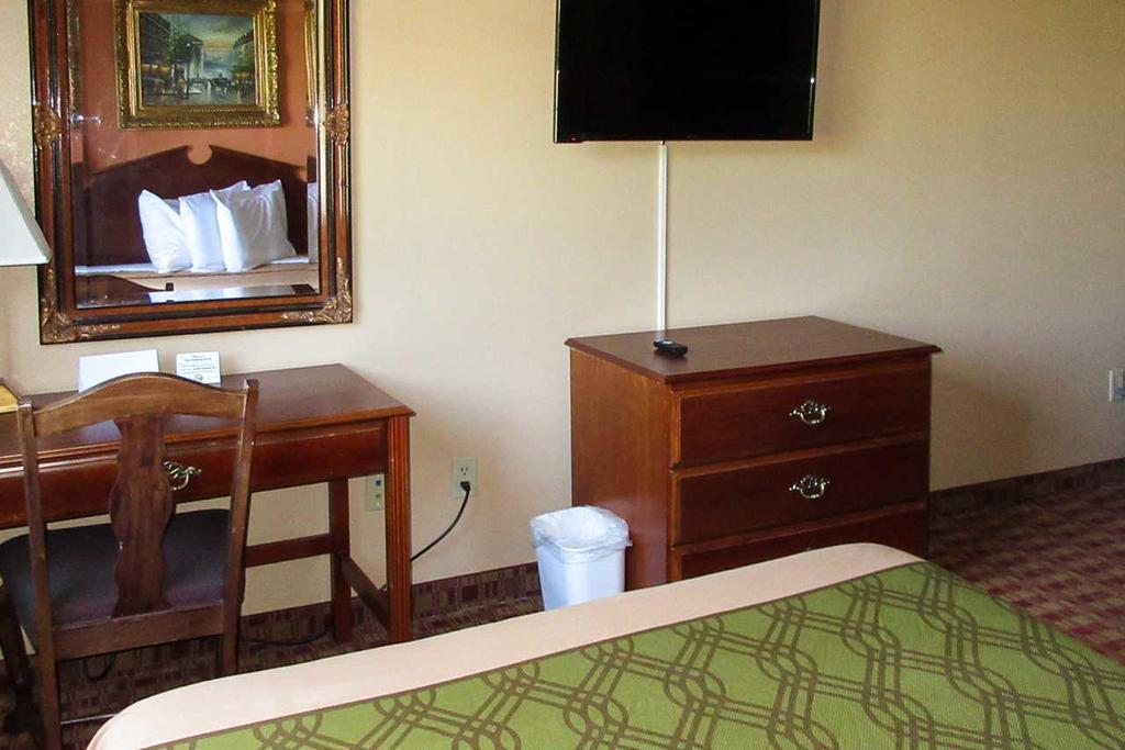 Econo Lodge Inn&Suites Ripley Habitación foto
